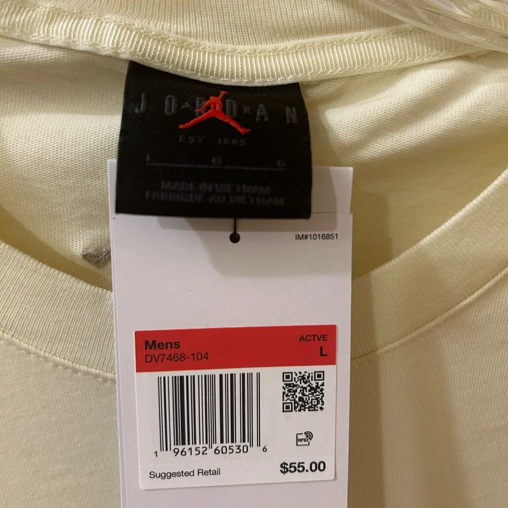 A Ma Maniére Cream T-Shirt - Picture 5 of 5